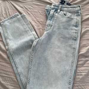 Hollister high rise mom jeans